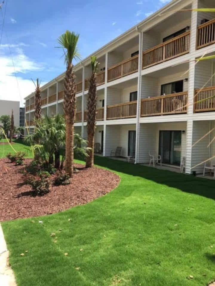 *Delightful Family Beach Retreat*Pool, Steps To The Sand*H32-3 Myrtle Beach Exteriör bild